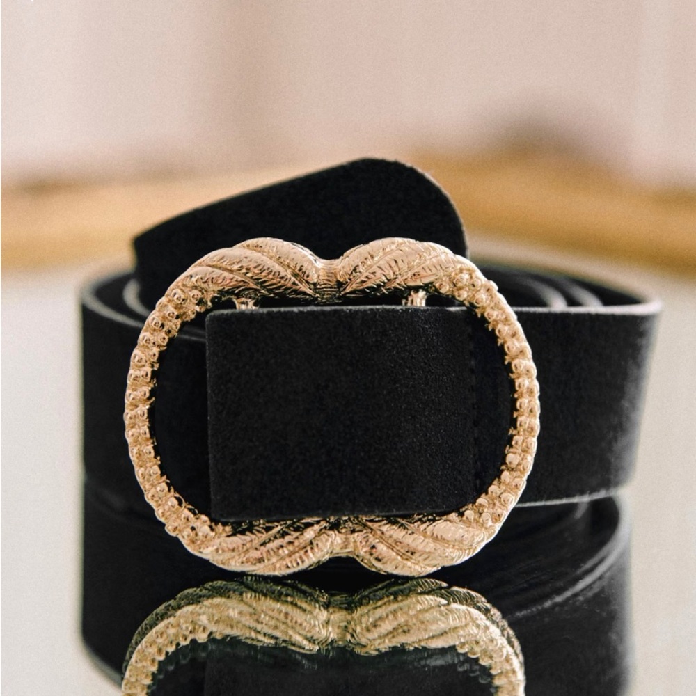 Black Artemis belt 90cm. Never worn
